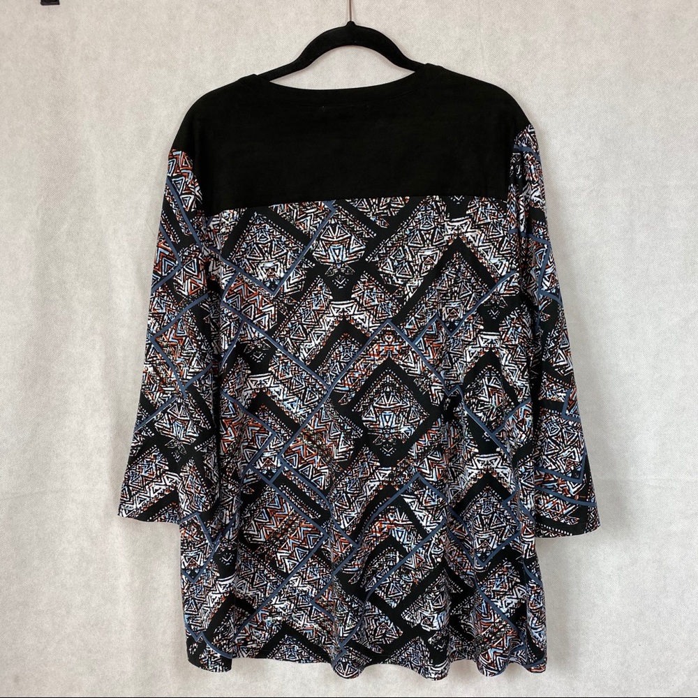 Notations pattern shirt - Picture 2 of 7